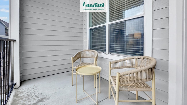 Building Photo - 14807 Woodland Hills Dr