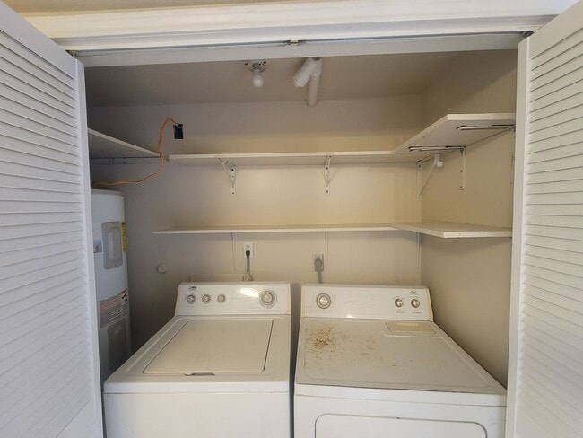 Building Photo - 5401 Avenue P 1/2