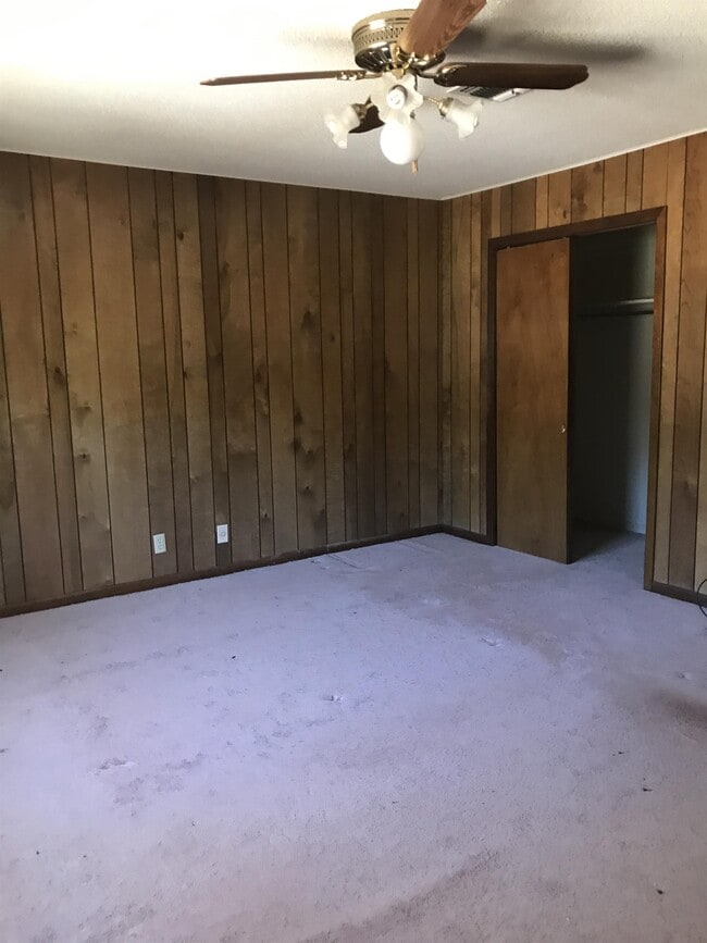 Building Photo - 2170 Prairie Rd