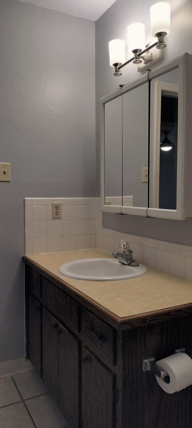 Bathroom - 508 Buena Vista Ave
