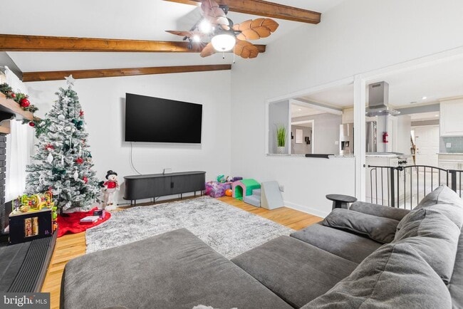 Building Photo - 203 Jonathan Ln