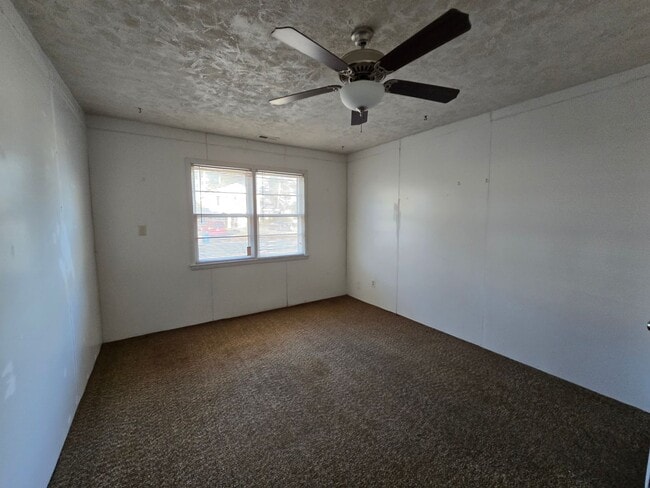 Building Photo - 6615 Keeler Dr