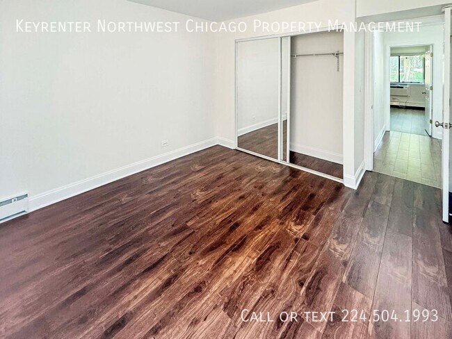 Building Photo - 1465 N Winslowe Dr