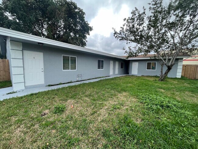 Primary Photo - 1109 NW 6th Ave