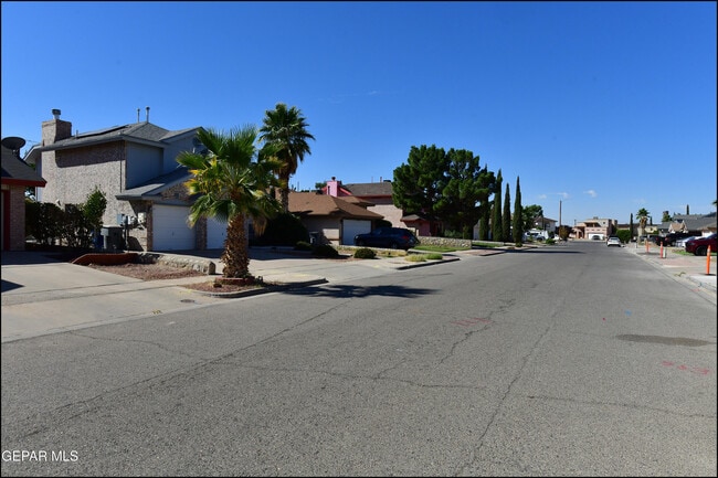 Building Photo - 12257 Robert Dahl Dr