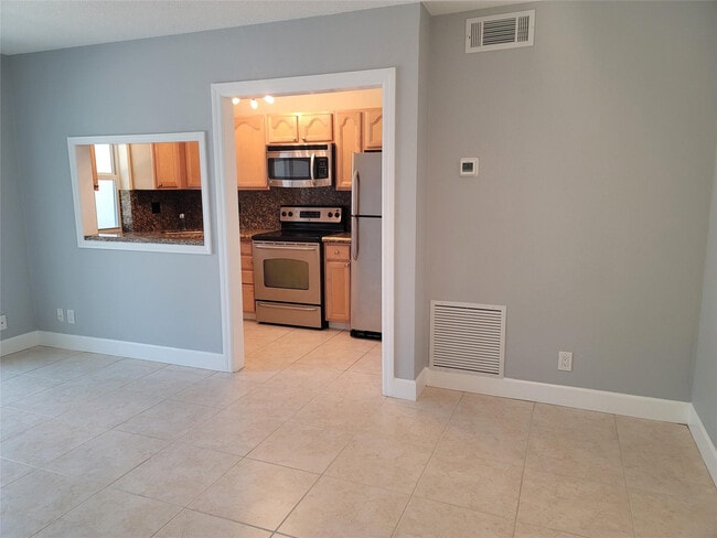 Building Photo - 1439 S Ocean Blvd