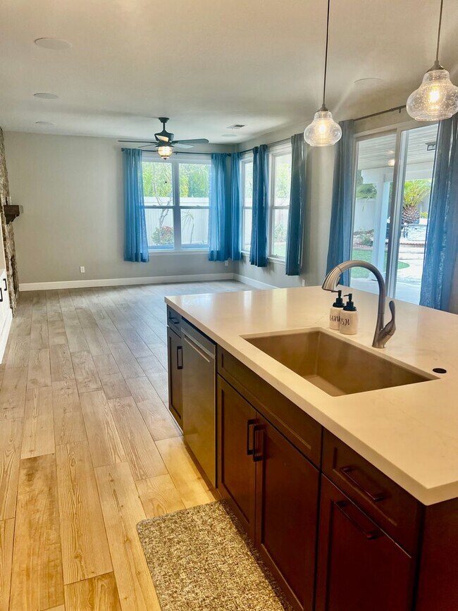 Building Photo - Murrieta Entertainer’s Dream Home for Lease!