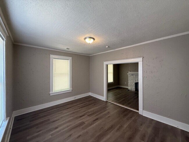 Building Photo - 434 Malvern St