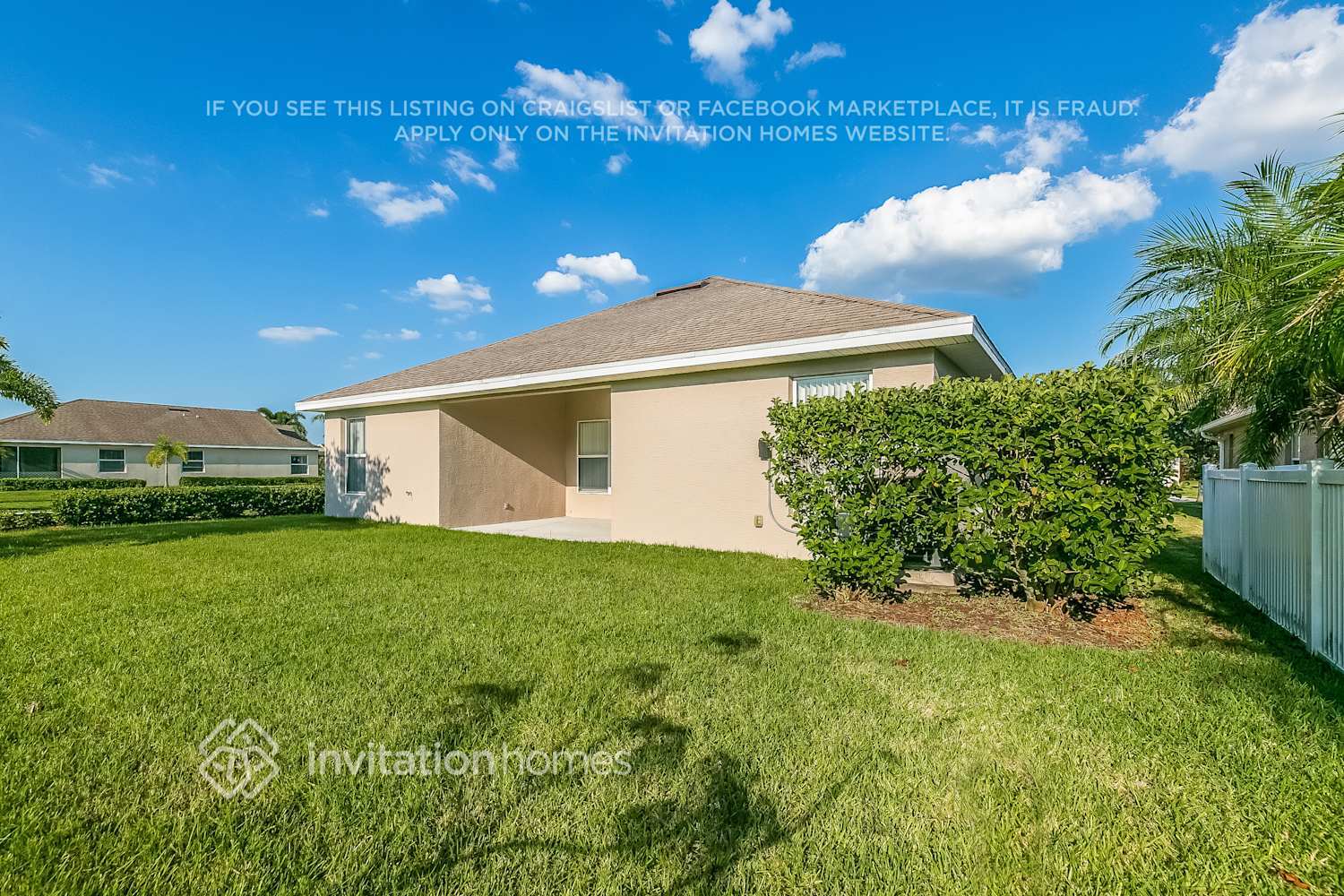 Building Photo - 2441 Bridgeport Cir