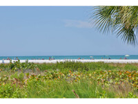 Building Photo - Gulf Front Private Condo on Siesta Key Beach