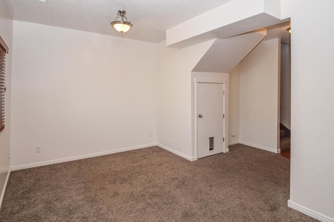 Building Photo - 537 W 1570 N