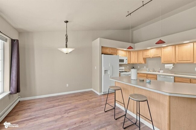 Building Photo - 4116 E Country Fair Dr