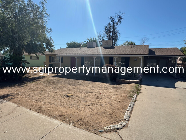 Primary Photo - 3 Bed/2 bath in a great Arcadia/Biltmore l...