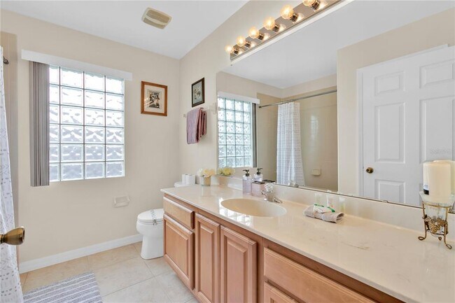 Building Photo - 155 Waltham Ct