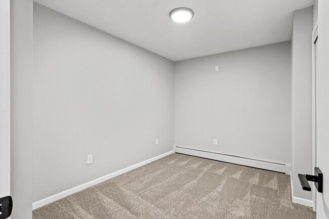 Building Photo - 16601 Eldorado St NW