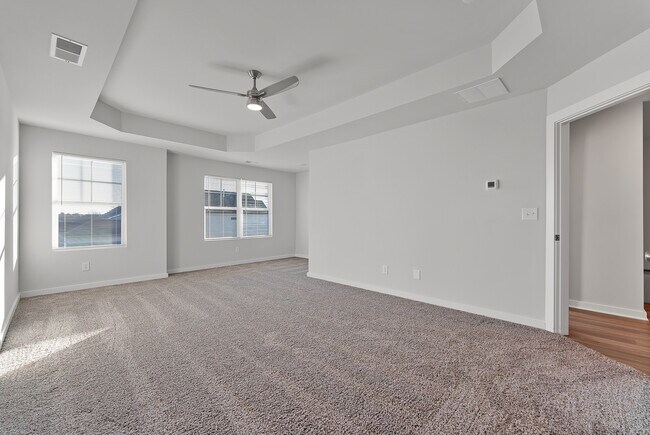 Building Photo - 7205 Chatfield Way