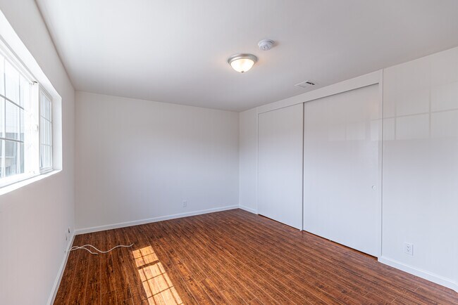 Building Photo - 8645 Hervey St