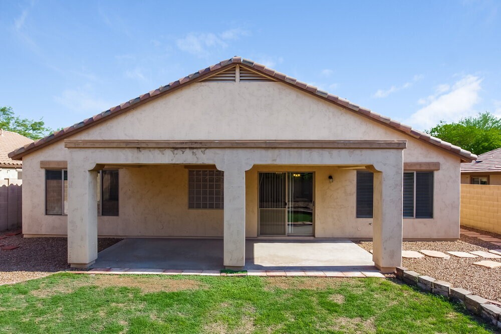 Building Photo - 3026 W Rapalo Rd