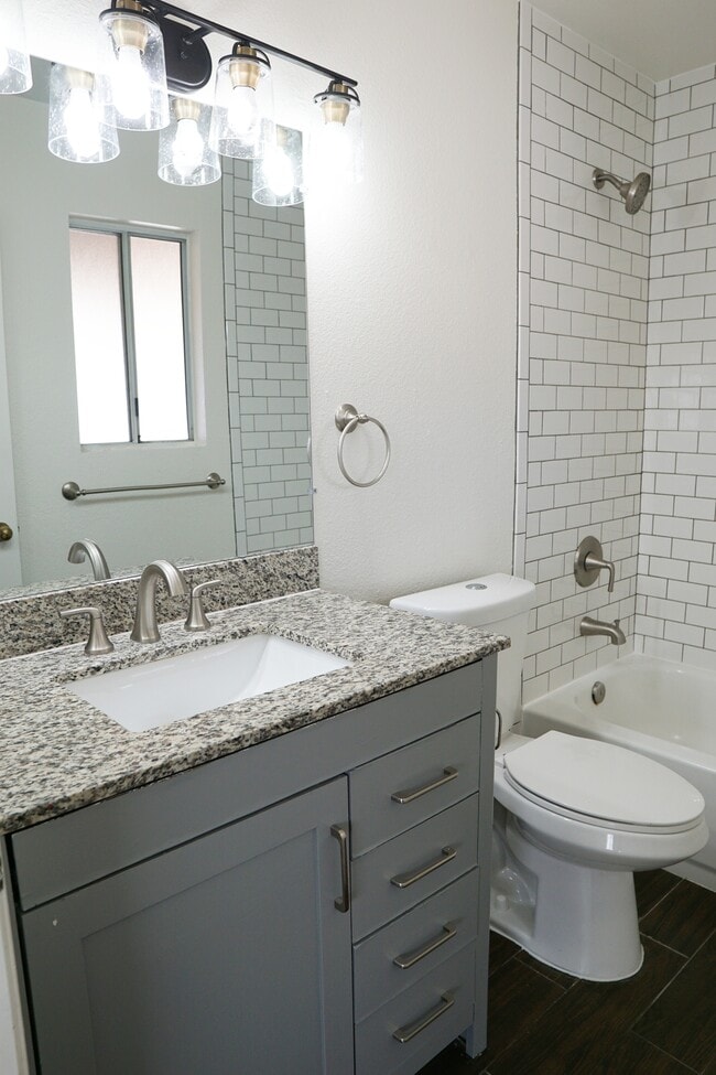 Building Photo - 80675 Harvard Ct