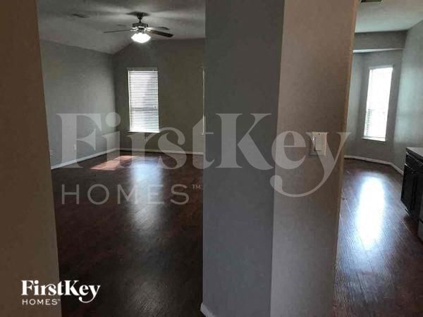 Building Photo - 22530 Fosters Park Ct