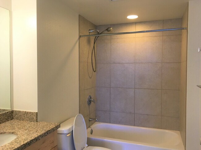 Building Photo - Keola Lai - 1BR/1BA/1PK (Pet Friendly)