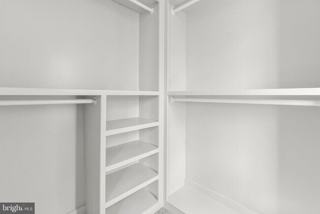 Building Photo - 45490 Whistling Terrace