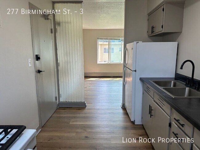 Building Photo - 277 Birmingham St