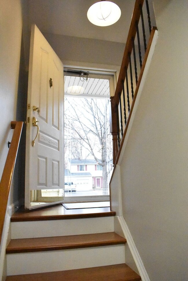 Building Photo - Fantastic Fredericksburg Home In Devonne Woods!