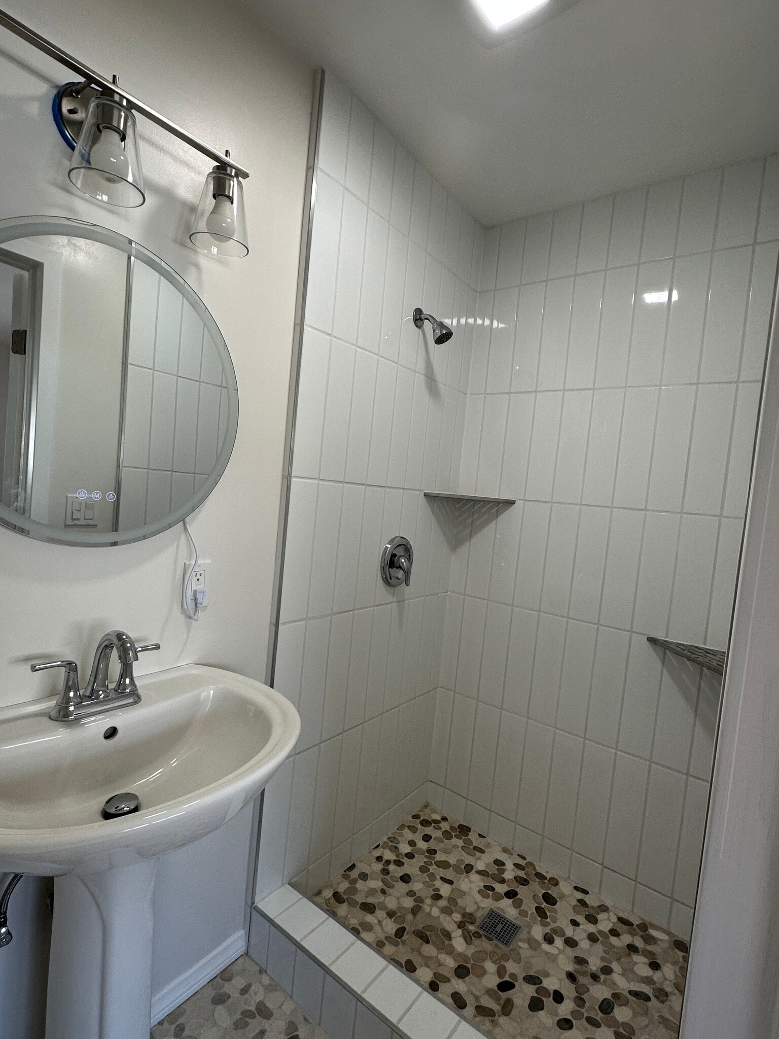 En-Suite Bathroom - 1033 Pearl St
