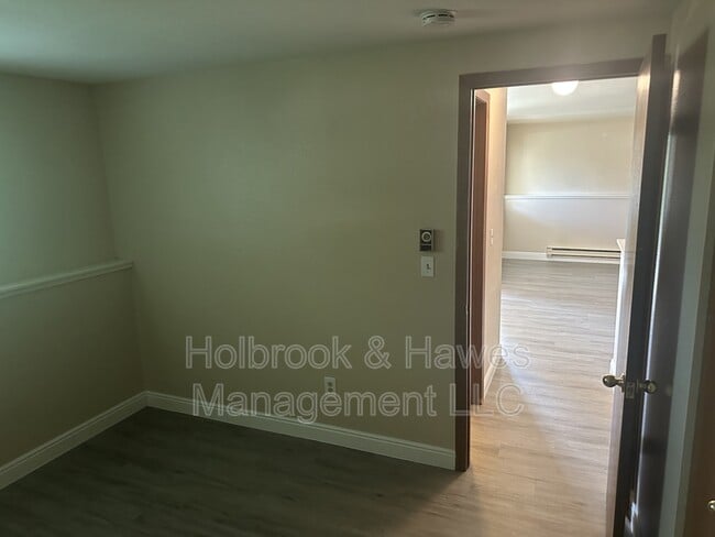 Building Photo - 4501 E Boardwalk Dr