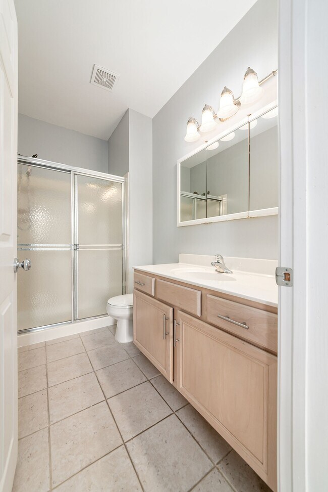 Bathroom 1 - 1087 Michigan Ave