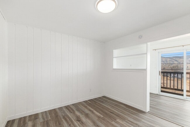 Building Photo - 8th15905