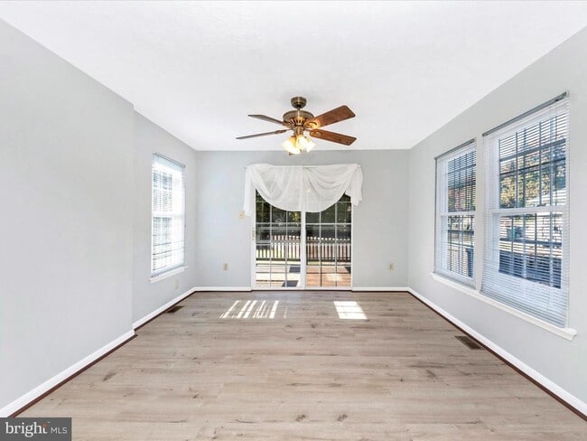 Building Photo - 408 Willow Hill Pl