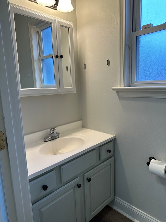 Building Photo - 55 S Broadway