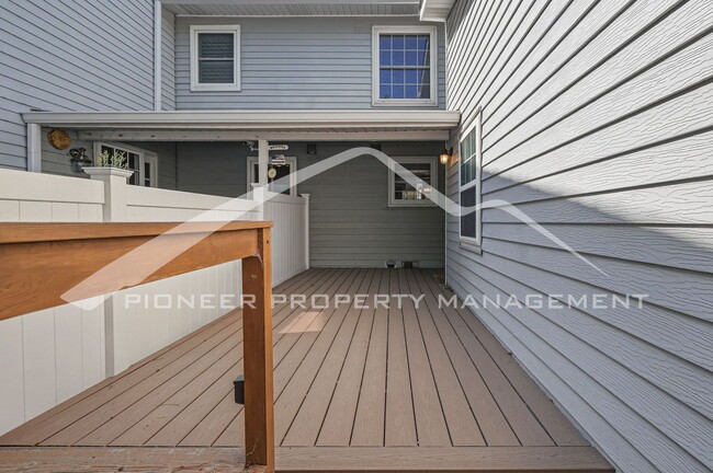 Building Photo - 2598 S Vaughn Way