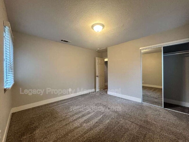 Building Photo - 1316 Sebastian Way