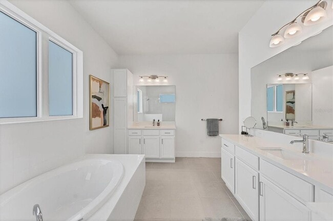 Building Photo - 6028 Red Mangrove Ln