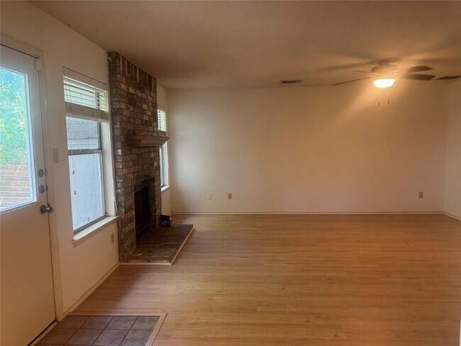 Building Photo - 14008 Maricella Ln