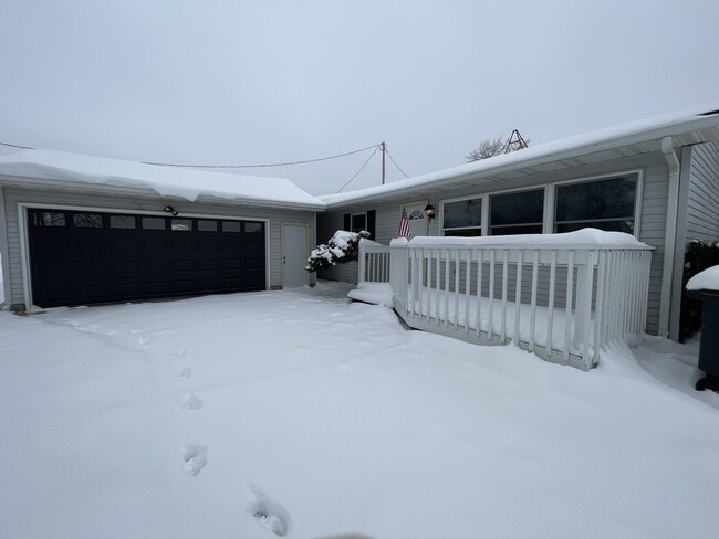 Primary Photo - 51713 Co Rd 19