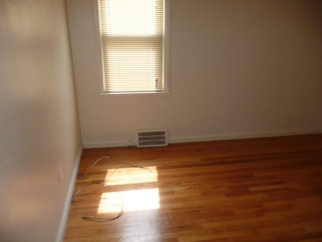 Building Photo - 14833 Horger Ave