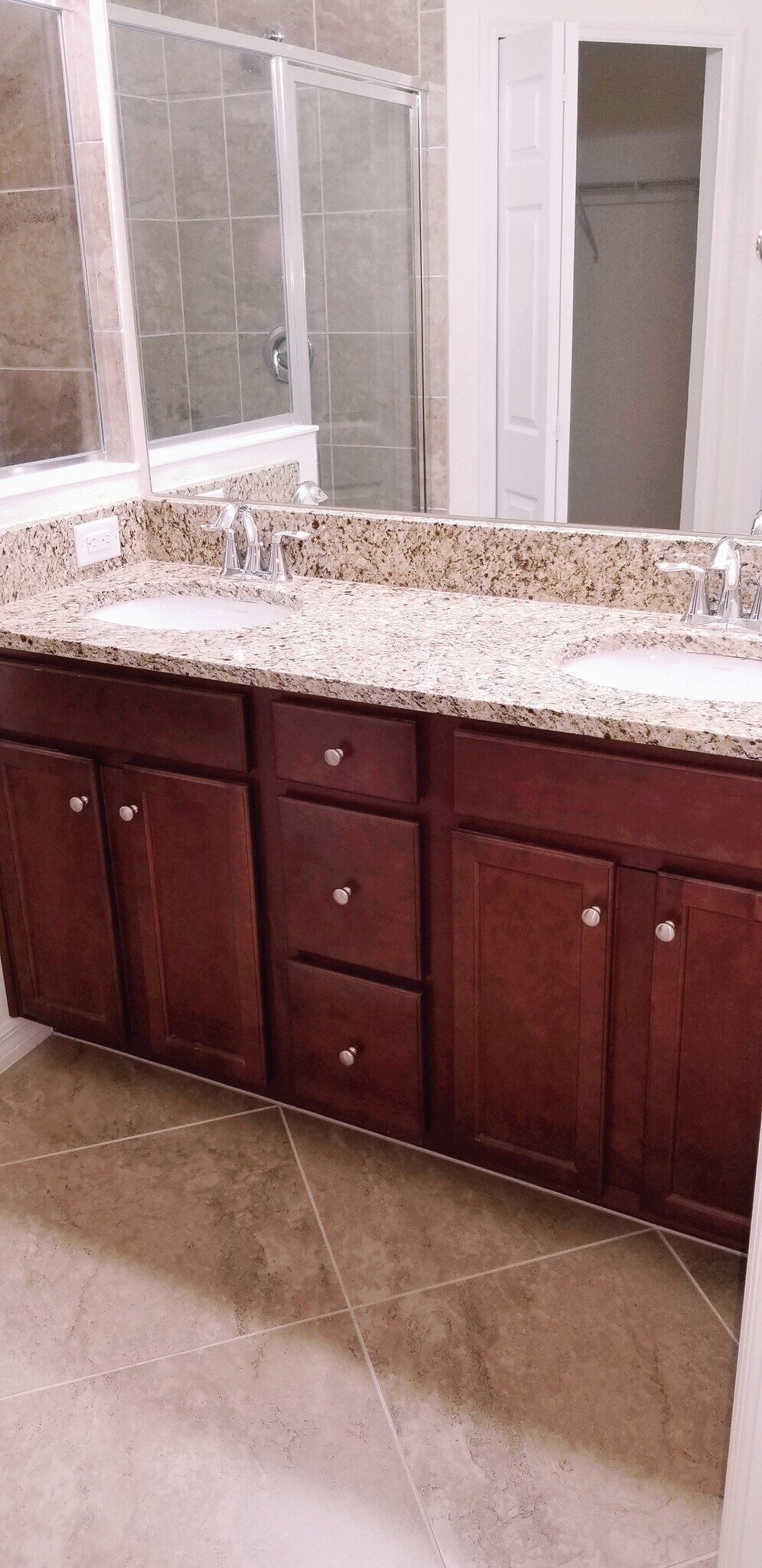 Master Bath double sink Vanity - 12604 Garibaldi Ln