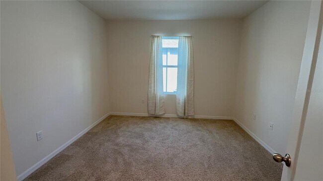 Building Photo - 611 Autumn Stream Dr