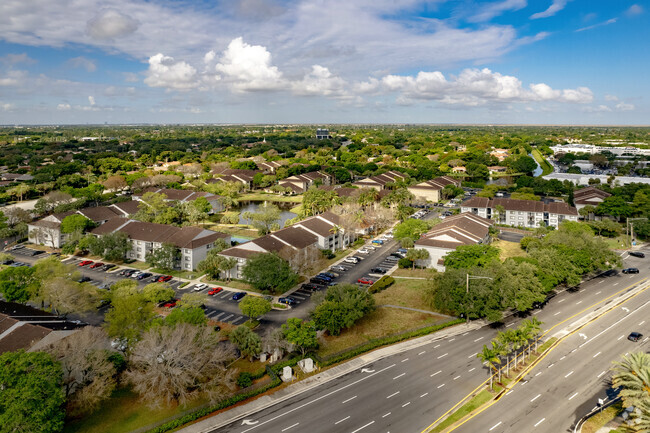 Aerial Photo - Visconti Condominium