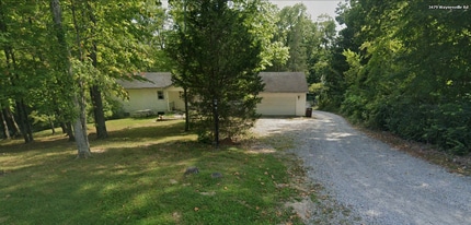 Building Photo - 2 Bed Single Level Apartment