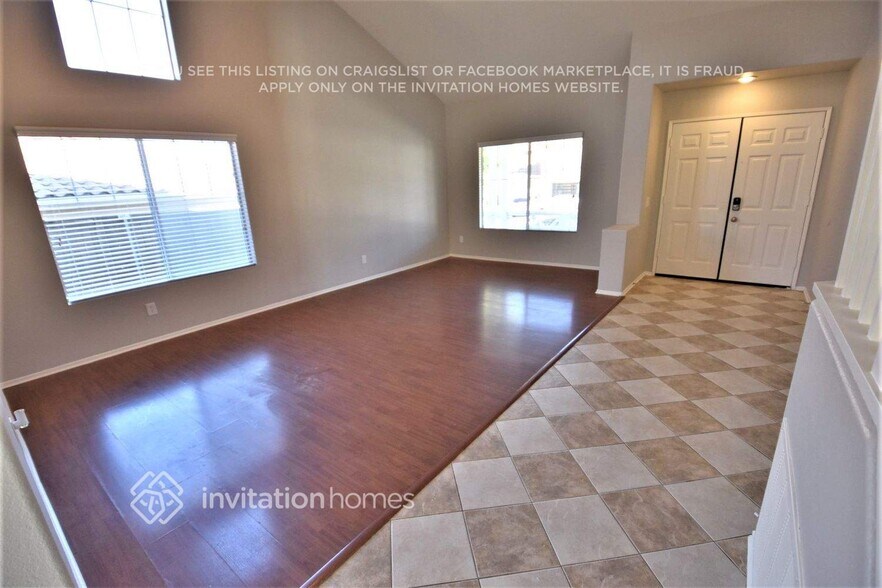 Building Photo - 27125 Calendula St