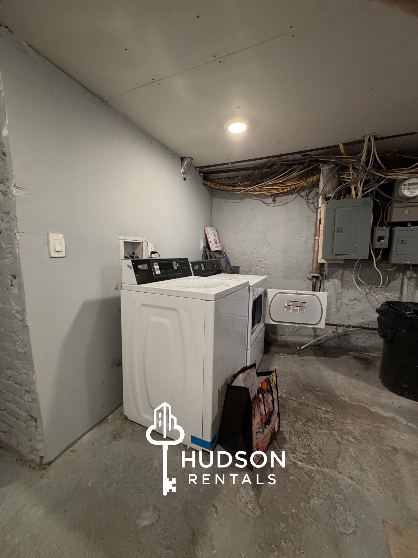 34 Clerk St 1R - 32 Clerk St