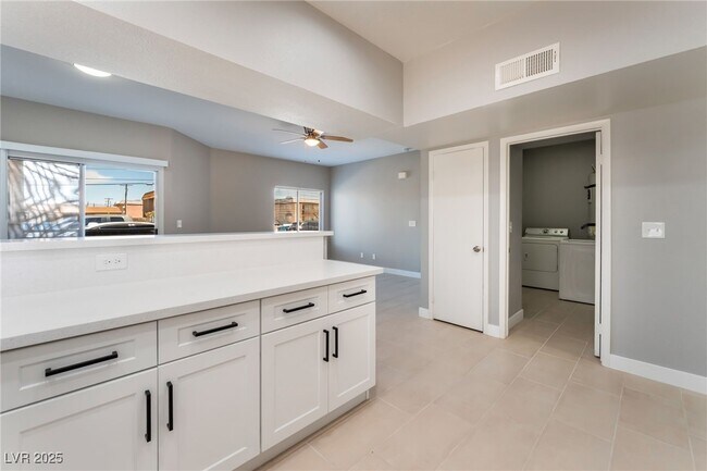 Building Photo - 5689 E Lake Mead Blvd