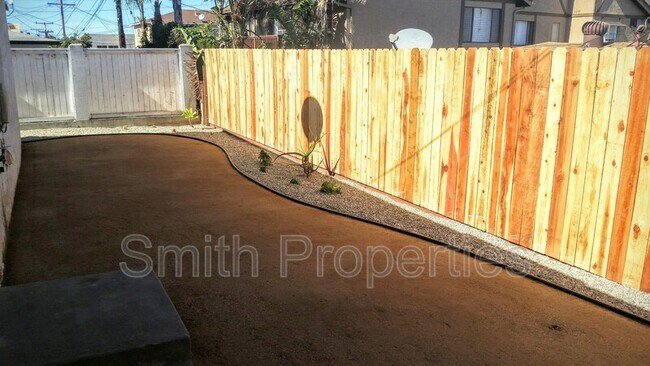 Building Photo - 2619 Mathews Ave