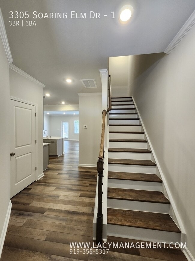 Building Photo - 3305 Soaring Elm Dr