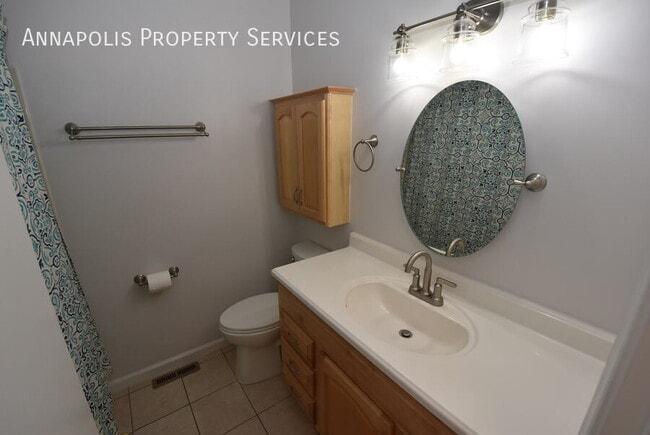 Building Photo - 518 Bay Dale Ct